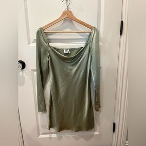 Princess Polly size 4 green dress